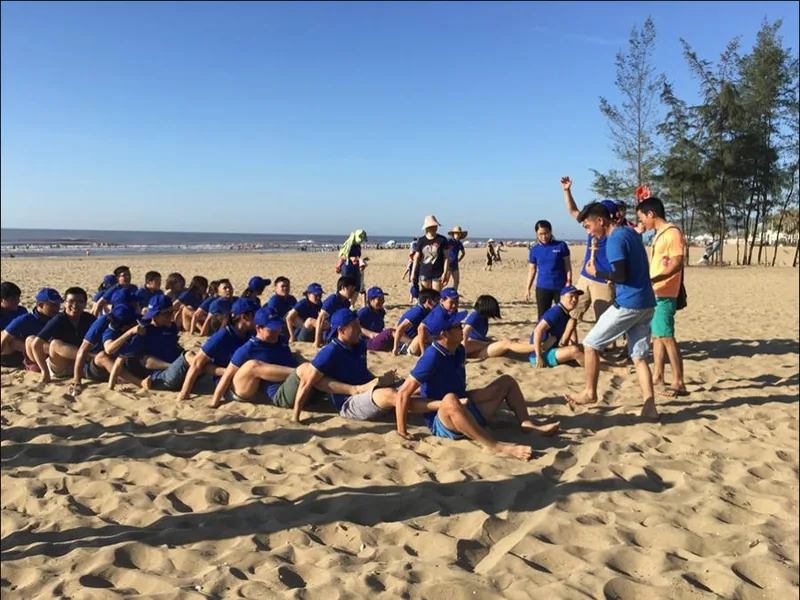 Beach Relay Race