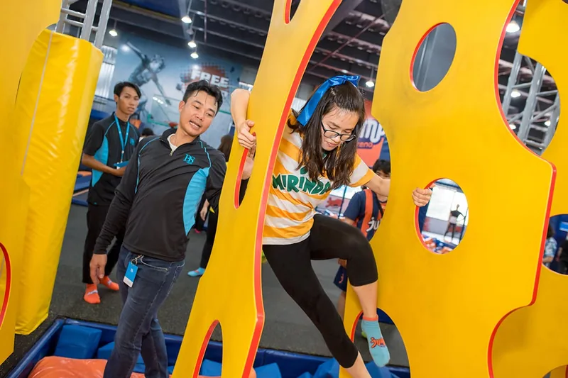 Wall Climbing Obstacle
