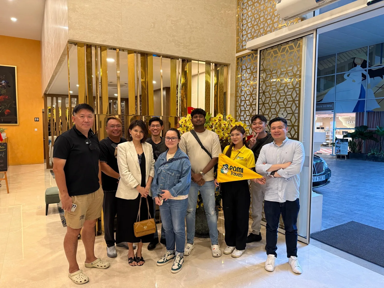 A company group welcomed at their hotel